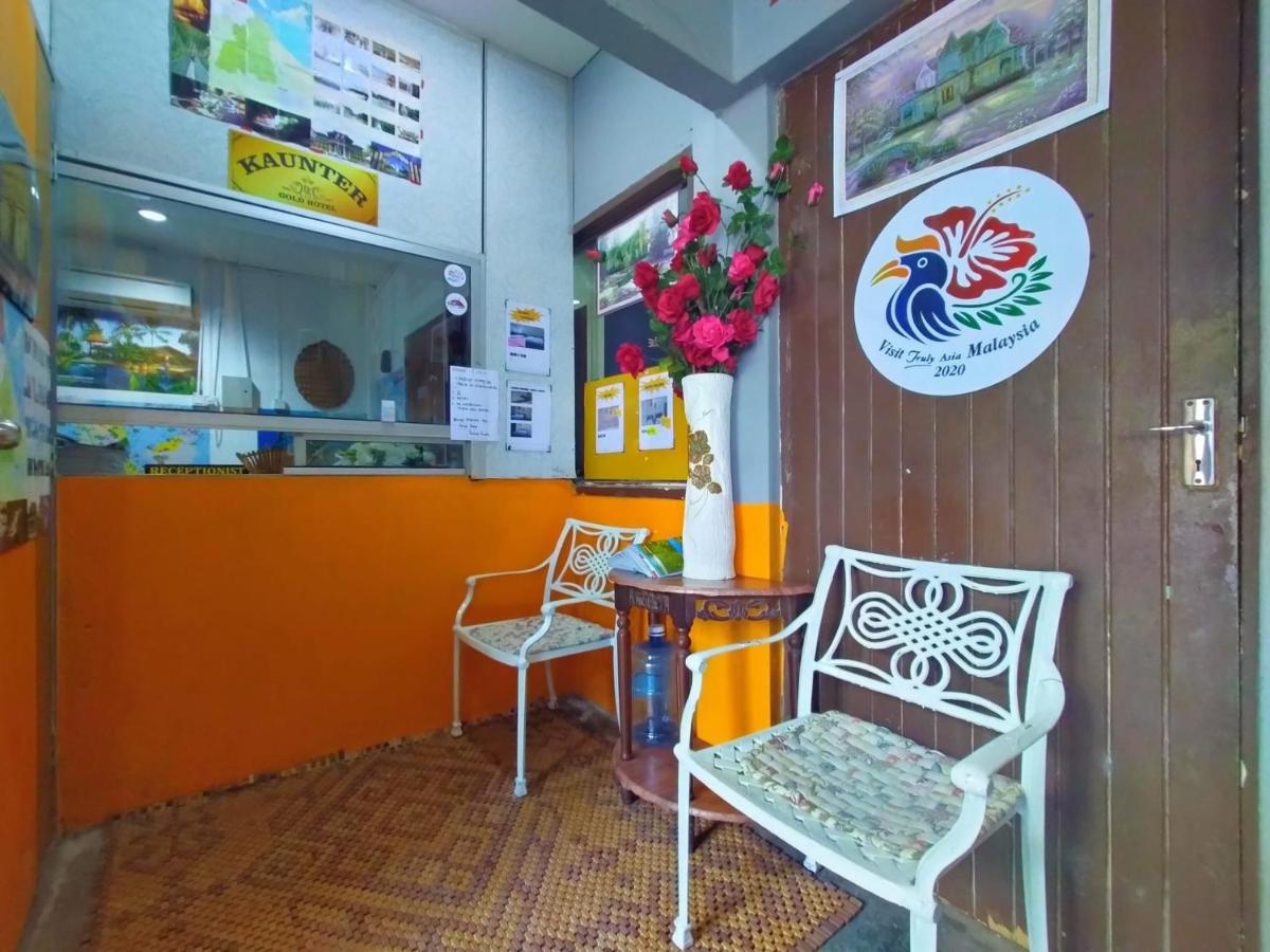 Spot On 89994 Rz Gold Hotel Kuala Kerai Exterior foto